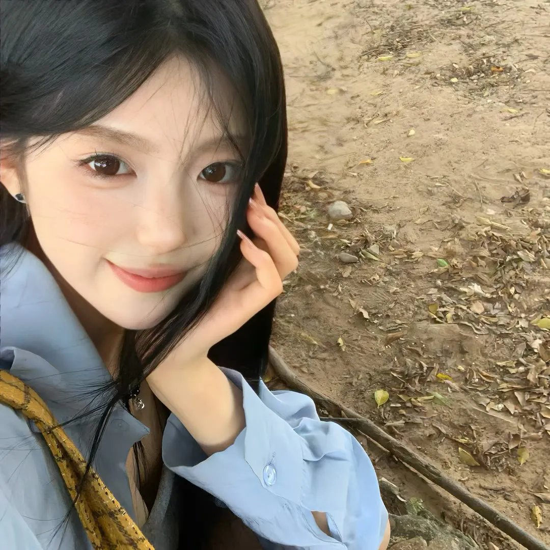 弘大告别 海报
