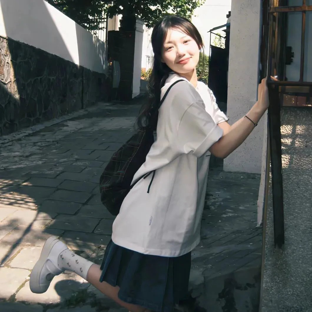 蔚山盛夏 海报
